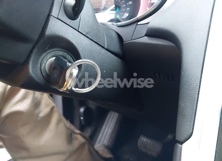 Photo 11 of 2015 Ford Fusion HYBRID SE (VIN 3FA6P0LU3FR285358)