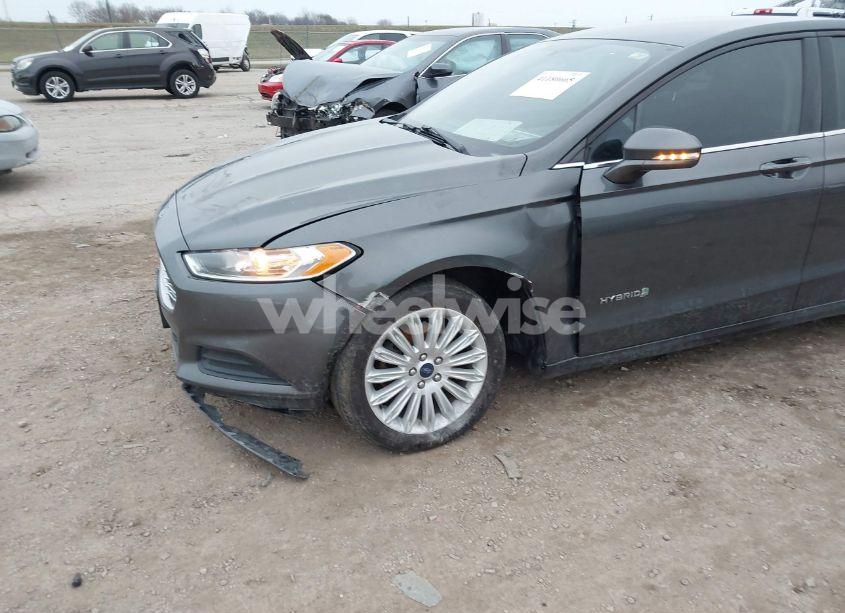 Photo 6 of 2015 Ford Fusion HYBRID SE (VIN 3FA6P0LU3FR285358)
