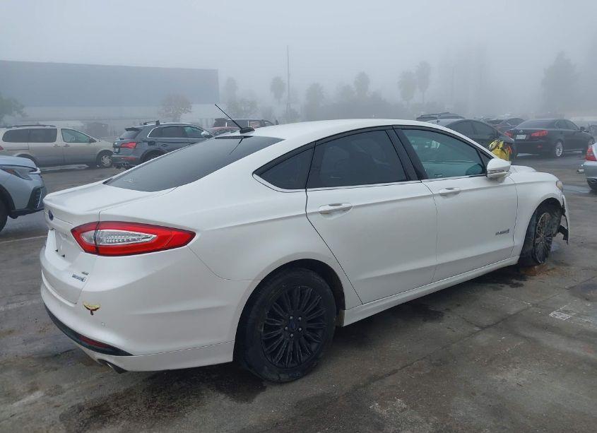 Photo 4 of 2016 Ford Fusion HYBRID SE (VIN 3FA6P0LU3GR173175)