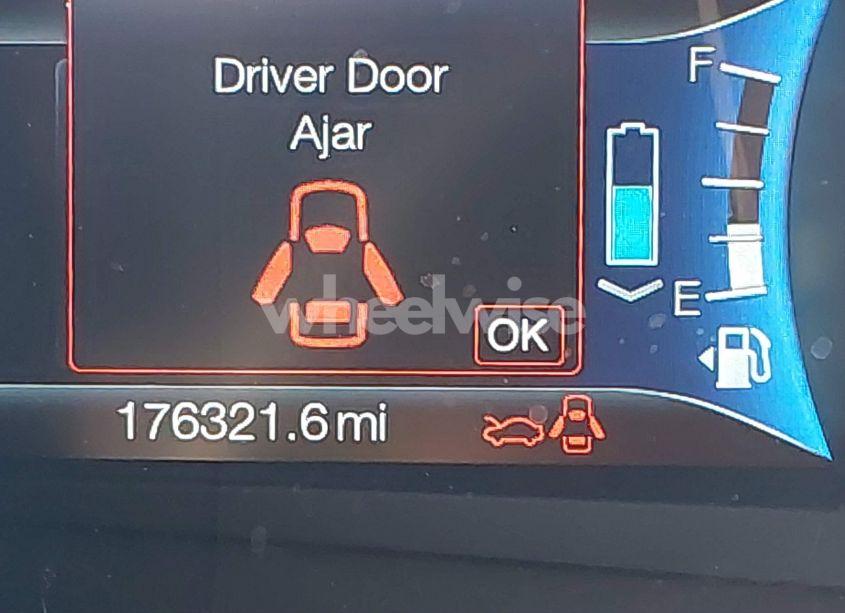 Photo 16 of 2016 Ford Fusion HYBRID SE (VIN 3FA6P0LU3GR304895)