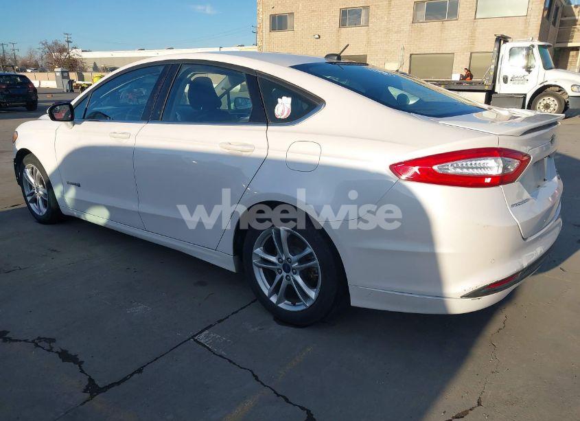 Photo 3 of 2016 Ford Fusion HYBRID SE (VIN 3FA6P0LU3GR304895)