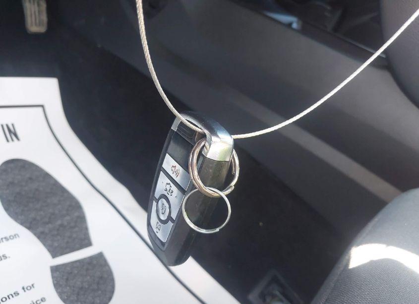 Photo 11 of 2017 Ford Fusion HYBRID SE (VIN 3FA6P0LU3HR196120)