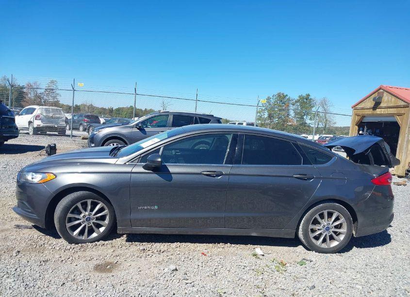 Photo 14 of 2017 Ford Fusion HYBRID SE (VIN 3FA6P0LU3HR196120)