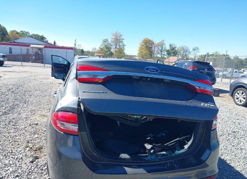 Photo 6 of 2017 Ford Fusion HYBRID SE (VIN 3FA6P0LU3HR196120)