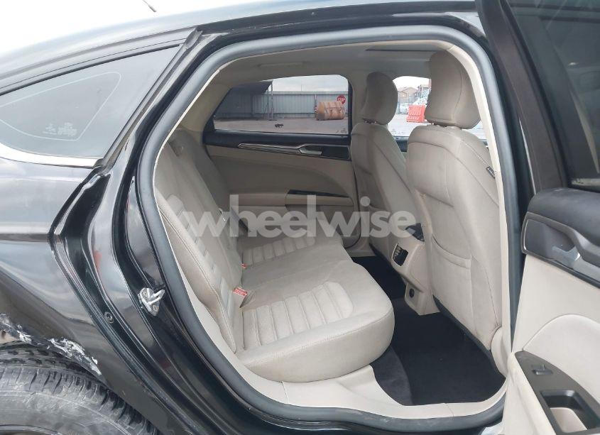 Photo 8 of 2017 Ford Fusion HYBRID SE (VIN 3FA6P0LU3HR233781)