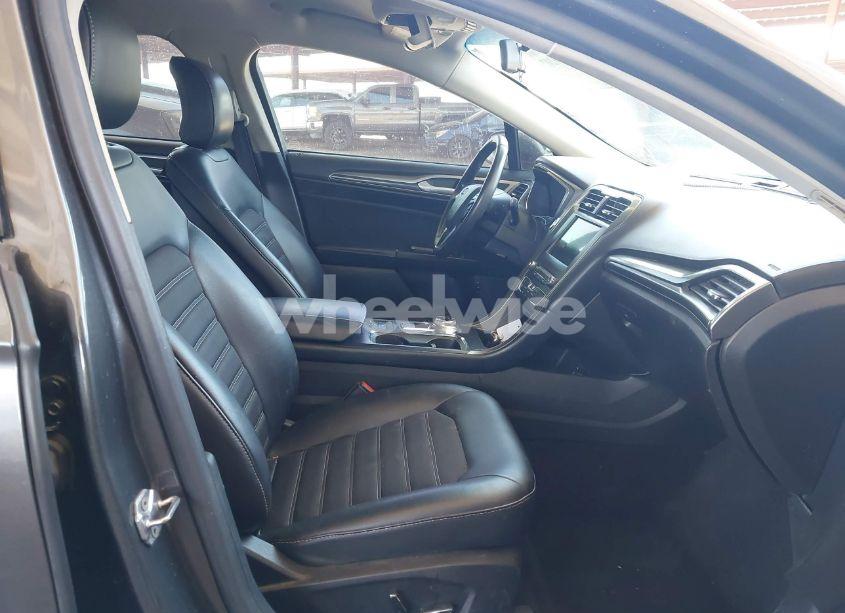 Photo 5 of 2017 Ford Fusion HYBRID SE (VIN 3FA6P0LU3HR237653)