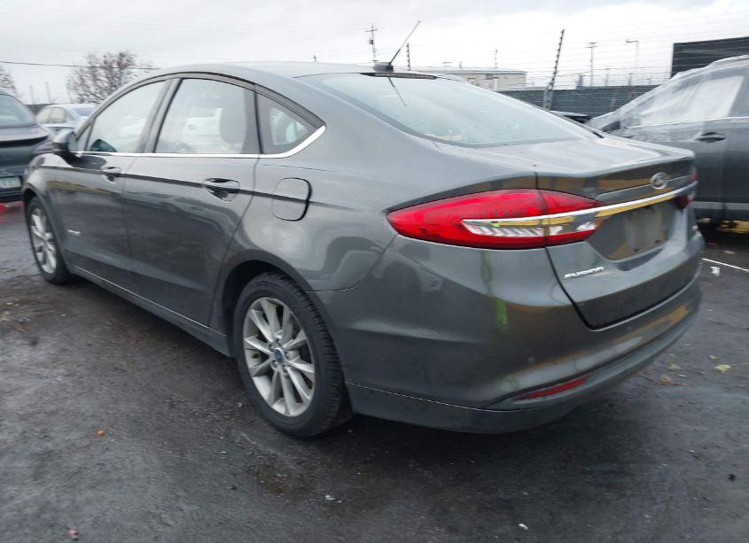 Photo 3 of 2017 Ford Fusion HYBRID SE (VIN 3FA6P0LU3HR248233)