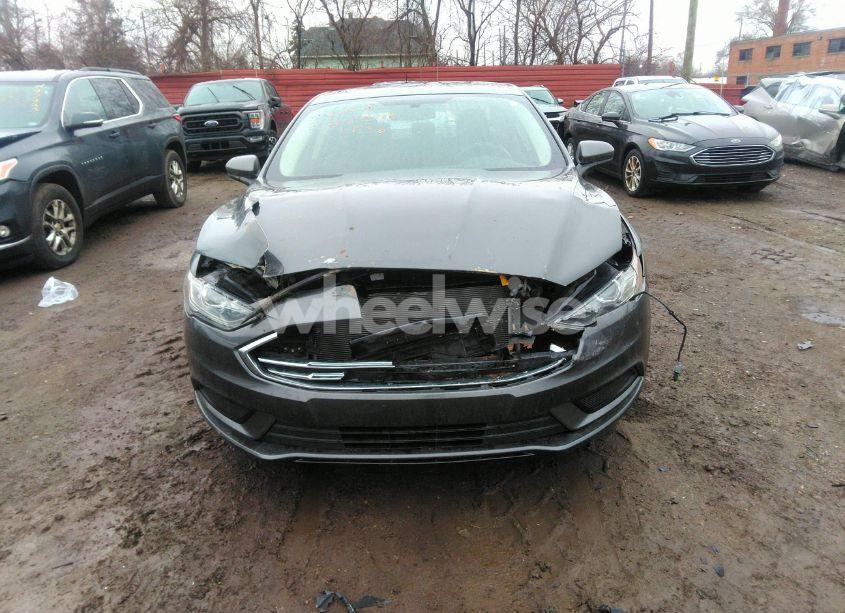 Photo 6 of 2017 Ford Fusion HYBRID SE (VIN 3FA6P0LU3HR305272)