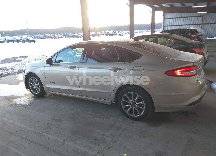 Photo 15 of 2017 Ford Fusion HYBRID SE (VIN 3FA6P0LU3HR384667)