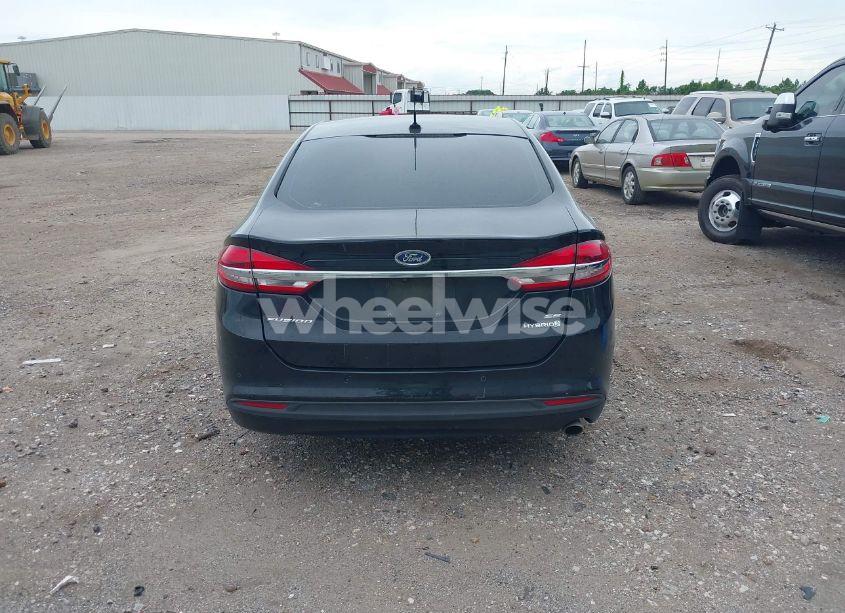 Photo 16 of 2017 Ford Fusion HYBRID SE (VIN 3FA6P0LU3HR416145)