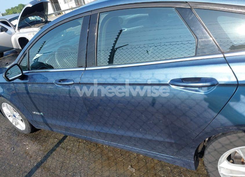 Photo 14 of 2018 Ford Fusion HYBRID SE (VIN 3FA6P0LU3JR168792)