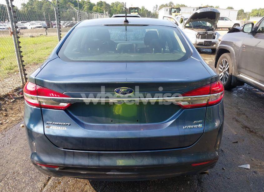 Photo 16 of 2018 Ford Fusion HYBRID SE (VIN 3FA6P0LU3JR168792)
