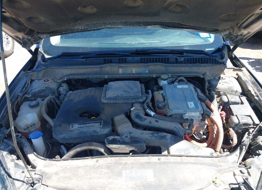 Photo 10 of 2018 Ford Fusion HYBRID SE (VIN 3FA6P0LU3JR219546)