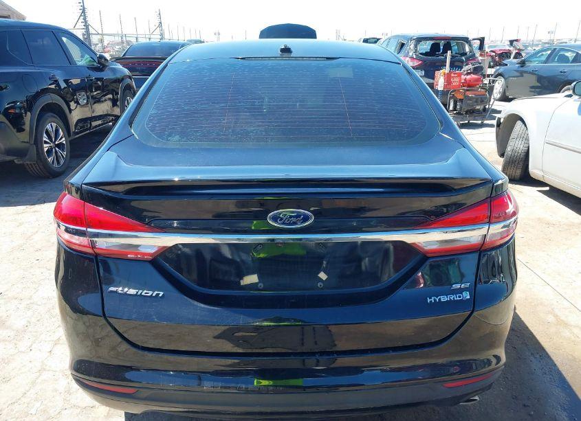 Photo 16 of 2018 Ford Fusion HYBRID SE (VIN 3FA6P0LU3JR219546)