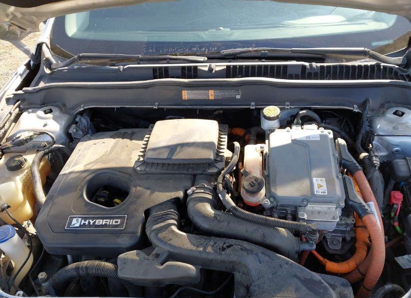 Photo 10 of 2018 Ford Fusion HYBRID SE (VIN 3FA6P0LU3JR219840)