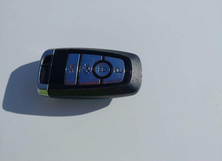 Photo 11 of 2018 Ford Fusion HYBRID SE (VIN 3FA6P0LU3JR219840)