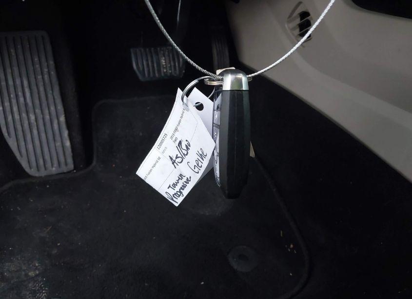 Photo 11 of 2019 Ford Fusion HYBRID SE (VIN 3FA6P0LU3KR141190)