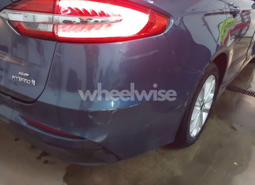 Photo 18 of 2019 Ford Fusion HYBRID SE (VIN 3FA6P0LU3KR214865)