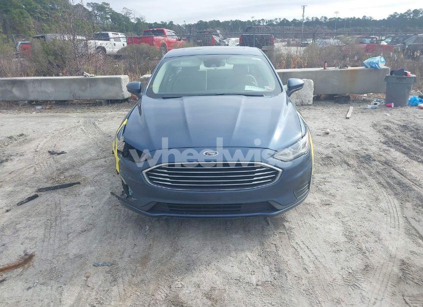 Photo 13 of 2019 Ford Fusion HYBRID SE (VIN 3FA6P0LU3KR243704)