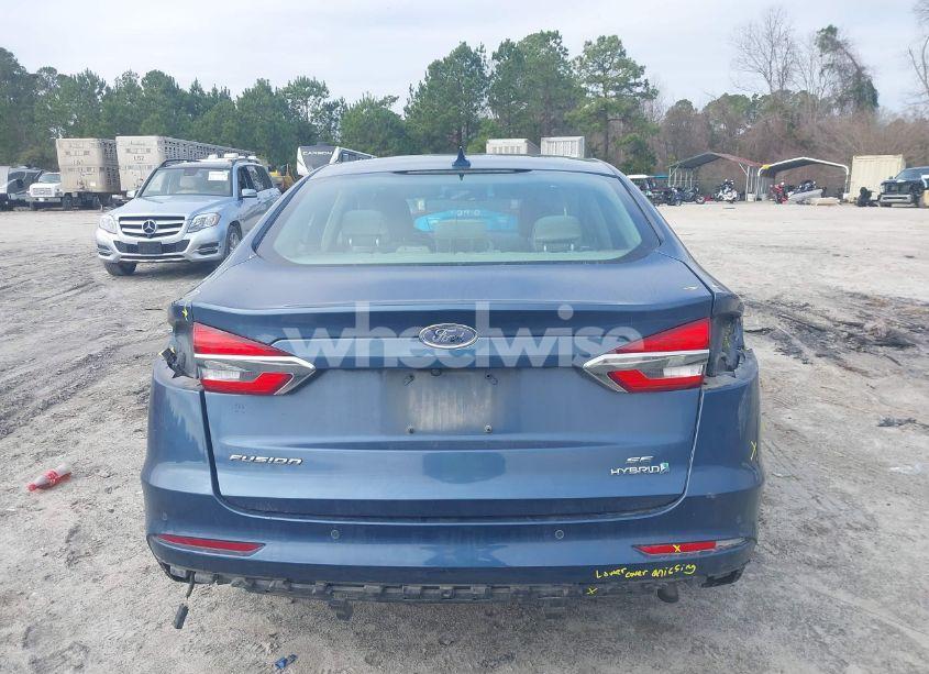 Photo 17 of 2019 Ford Fusion HYBRID SE (VIN 3FA6P0LU3KR243704)