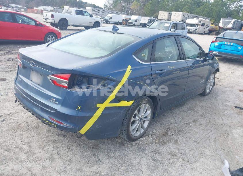 Photo 4 of 2019 Ford Fusion HYBRID SE (VIN 3FA6P0LU3KR243704)