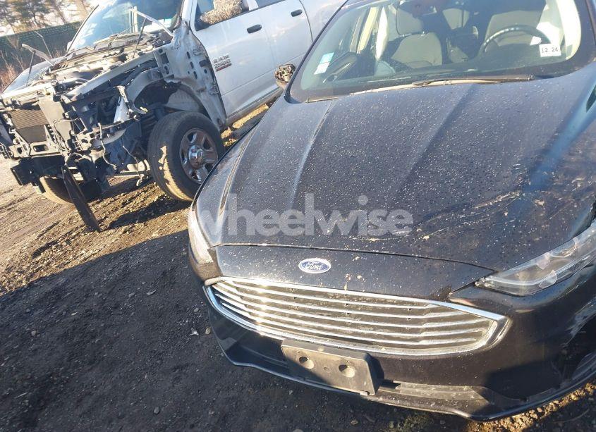 Photo 12 of 2020 Ford Fusion HYBRID SE (VIN 3FA6P0LU3LR121751)