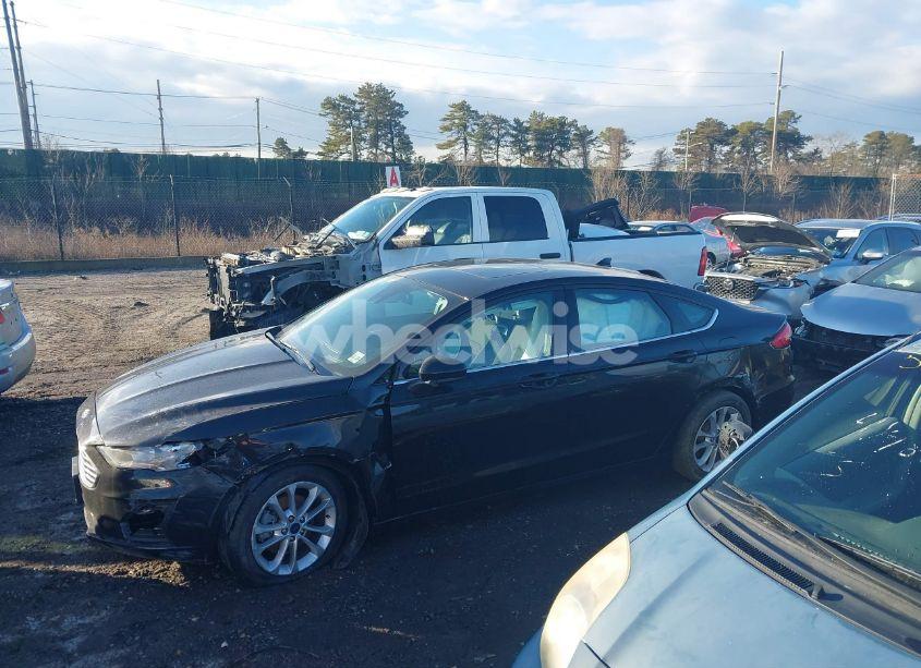 Photo 14 of 2020 Ford Fusion HYBRID SE (VIN 3FA6P0LU3LR121751)