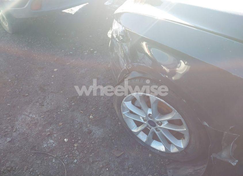 Photo 18 of 2020 Ford Fusion HYBRID SE (VIN 3FA6P0LU3LR121751)