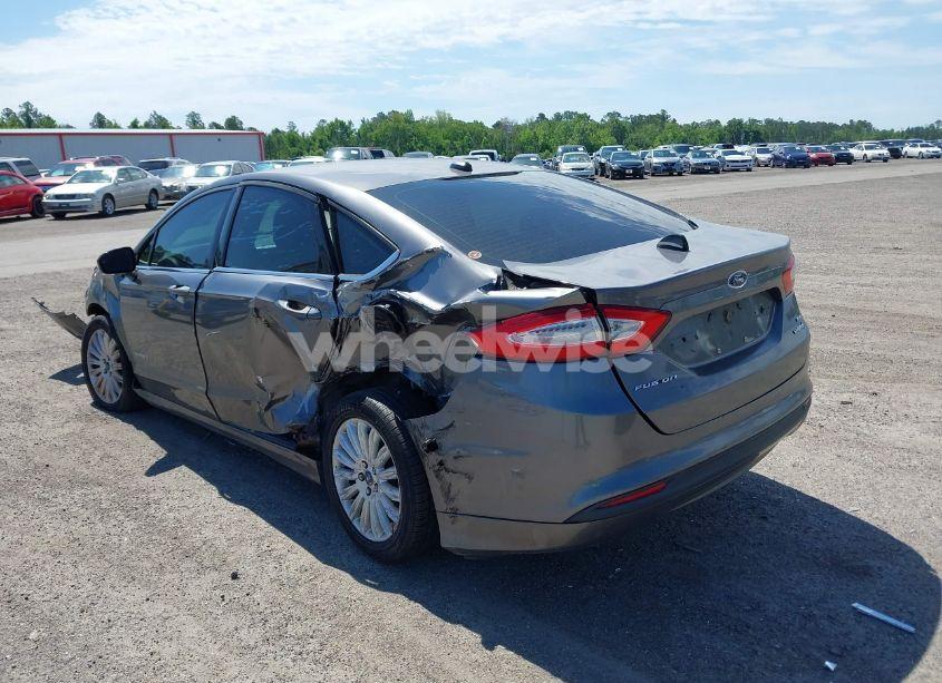 Photo 3 of 2013 Ford Fusion HYBRID SE (VIN 3FA6P0LU4DR283132)