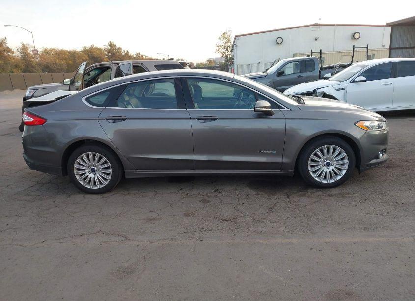 Photo 13 of 2013 Ford Fusion HYBRID SE (VIN 3FA6P0LU4DR325072)