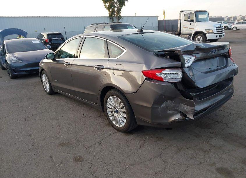 Photo 3 of 2013 Ford Fusion HYBRID SE (VIN 3FA6P0LU4DR325072)