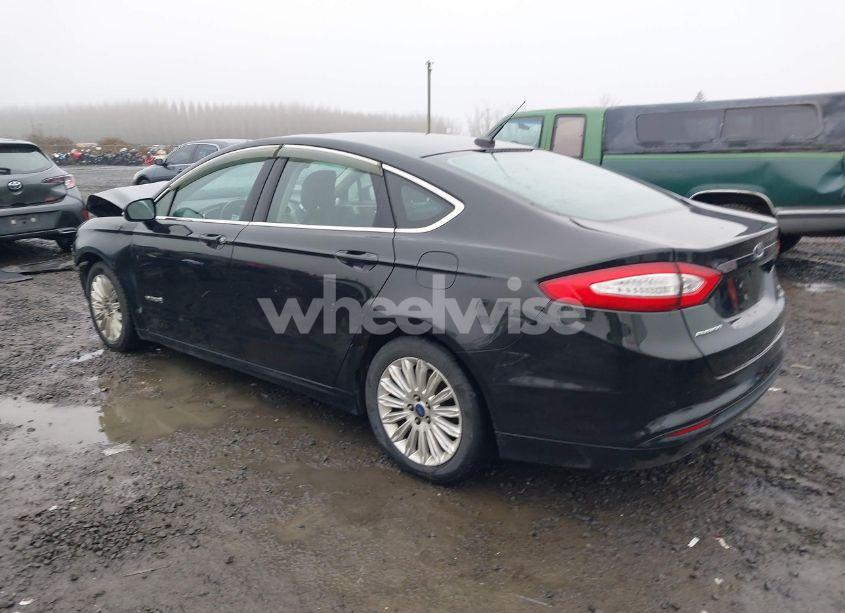 Photo 3 of 2013 Ford Fusion HYBRID SE (VIN 3FA6P0LU4DR326190)