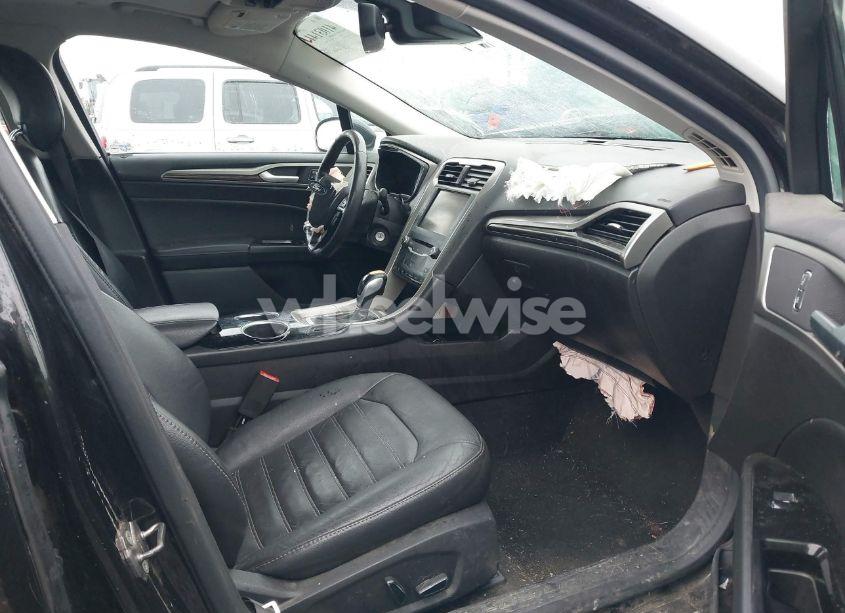 Photo 5 of 2013 Ford Fusion HYBRID SE (VIN 3FA6P0LU4DR326190)