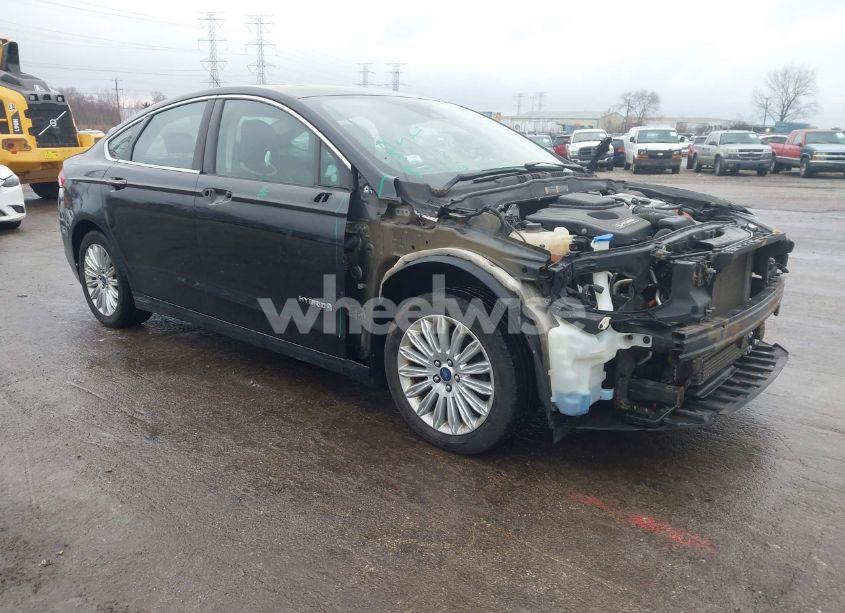 2014 Ford Fusion HYBRID SE (VIN 3FA6P0LU4ER192797) main photo