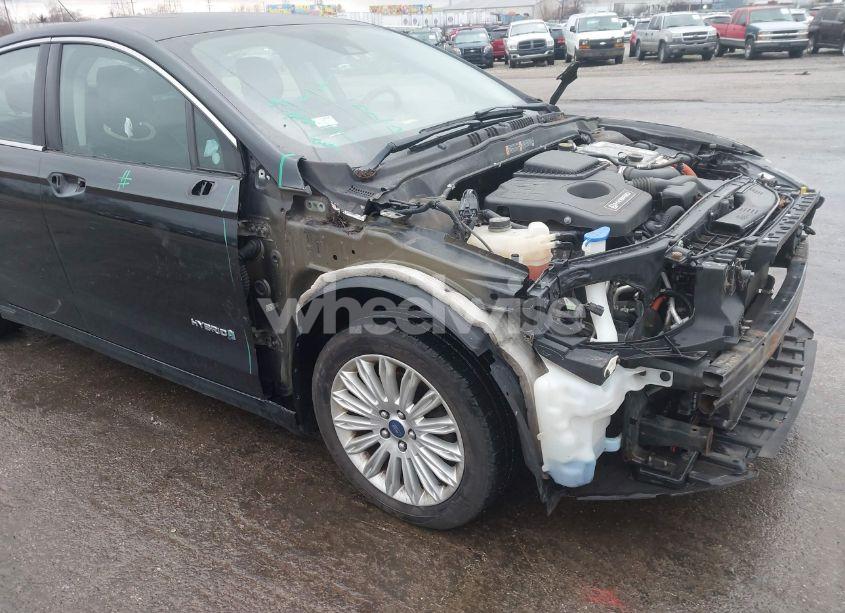 Photo 6 of 2014 Ford Fusion HYBRID SE (VIN 3FA6P0LU4ER192797)