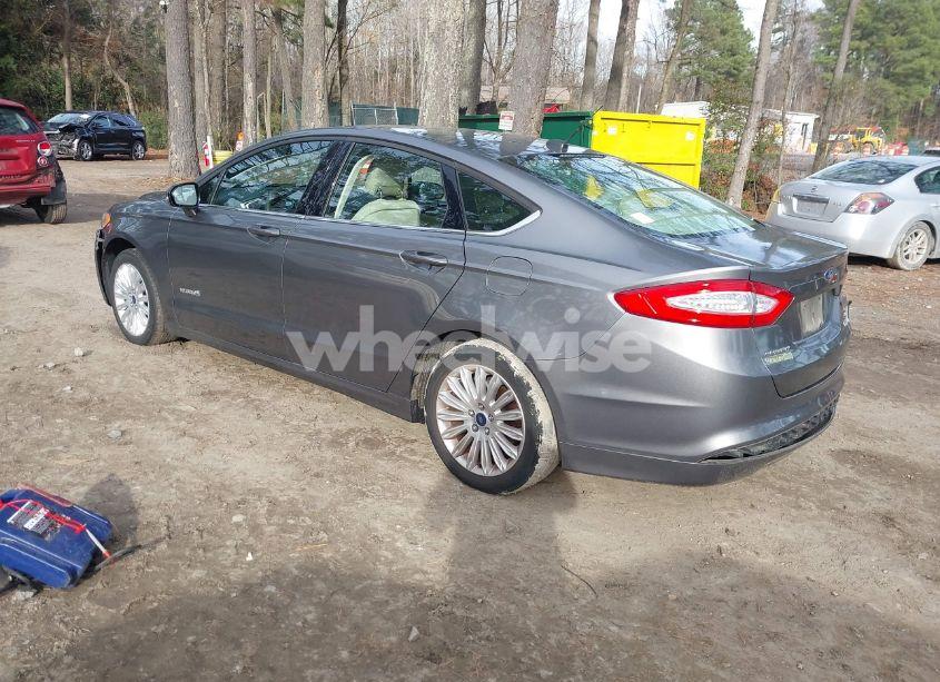 Photo 3 of 2014 Ford Fusion HYBRID SE (VIN 3FA6P0LU4ER223899)