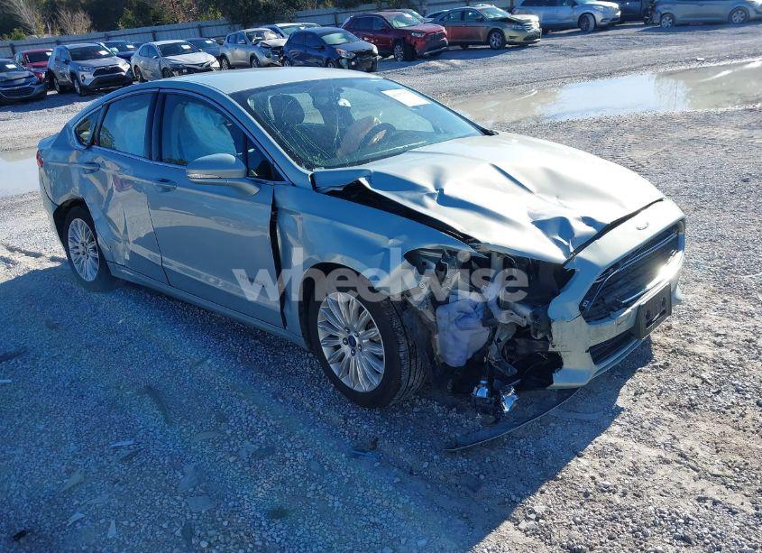 2014 Ford Fusion HYBRID SE (VIN 3FA6P0LU4ER242064) main photo