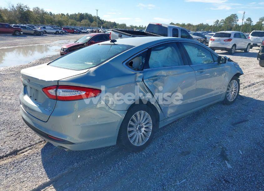 Photo 4 of 2014 Ford Fusion HYBRID SE (VIN 3FA6P0LU4ER242064)