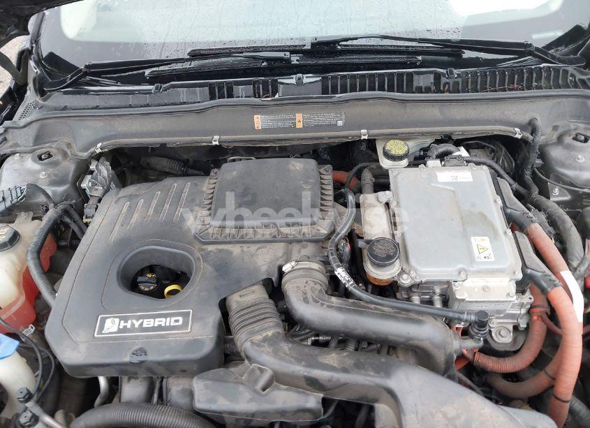 Photo 10 of 2015 Ford Fusion HYBRID SE (VIN 3FA6P0LU4FR236282)