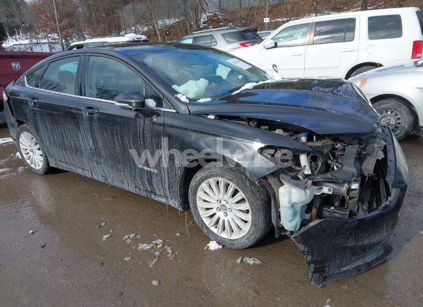 2015 Ford Fusion HYBRID SE (VIN 3FA6P0LU4FR248366) main photo