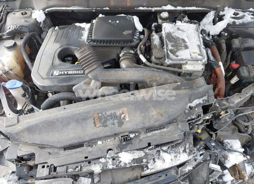 Photo 10 of 2015 Ford Fusion HYBRID SE (VIN 3FA6P0LU4FR248366)