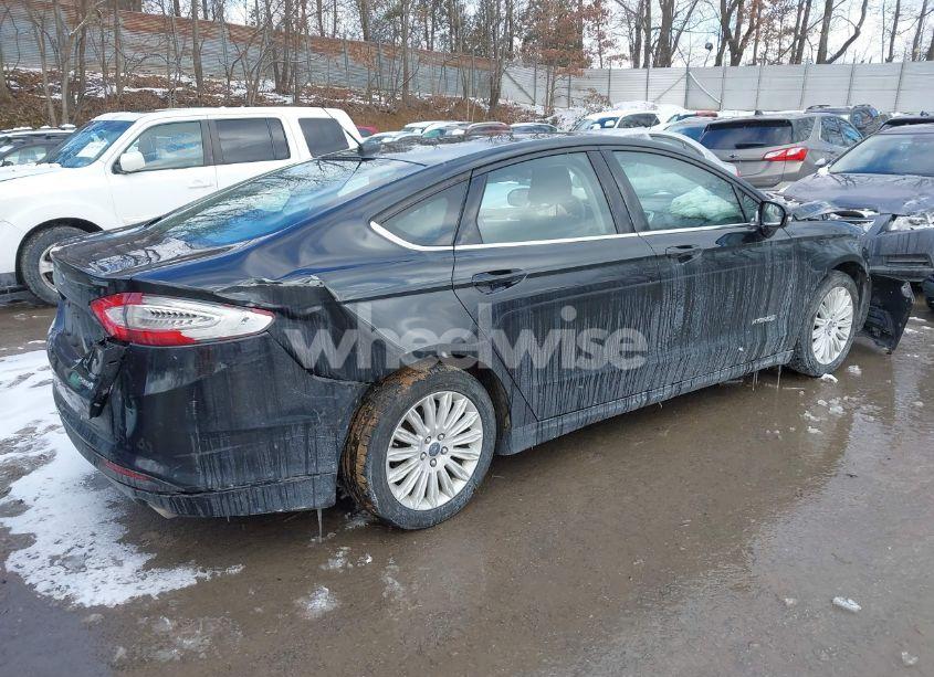Photo 4 of 2015 Ford Fusion HYBRID SE (VIN 3FA6P0LU4FR248366)