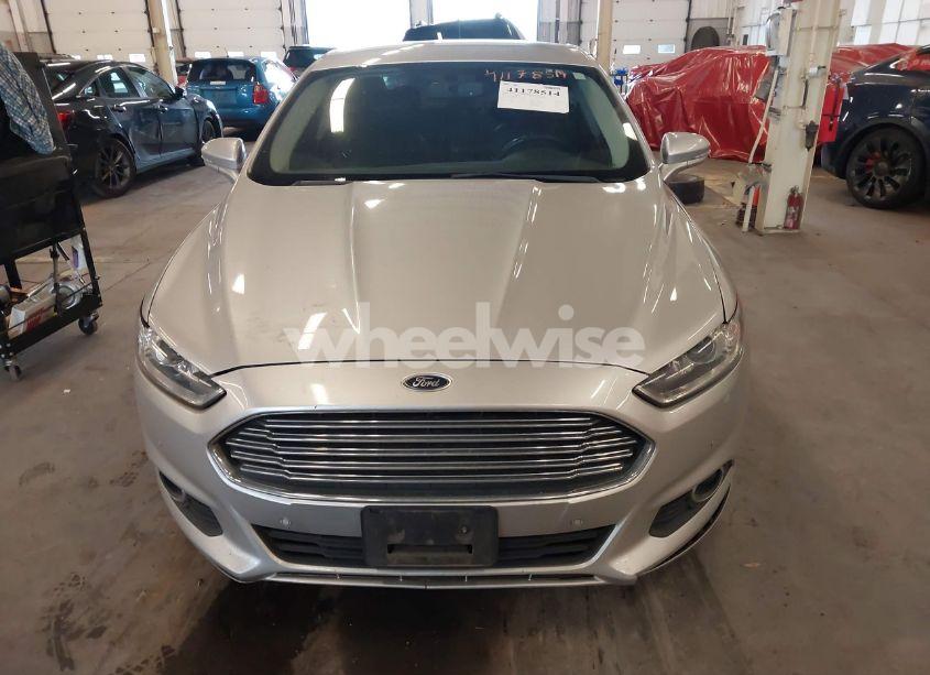 Photo 12 of 2016 Ford Fusion HYBRID SE (VIN 3FA6P0LU4GR203946)