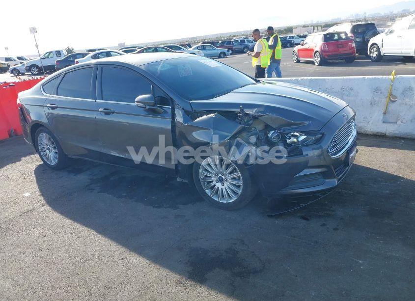 2016 Ford Fusion HYBRID SE (VIN 3FA6P0LU4GR366189) main photo