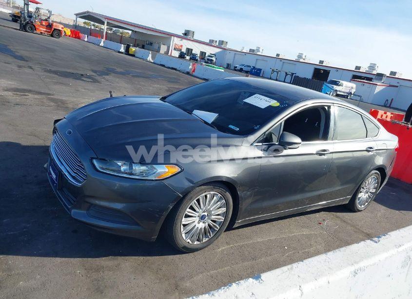 Photo 13 of 2016 Ford Fusion HYBRID SE (VIN 3FA6P0LU4GR366189)