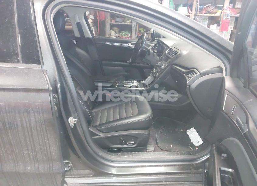 Photo 5 of 2017 Ford Fusion HYBRID SE (VIN 3FA6P0LU4HR235023)