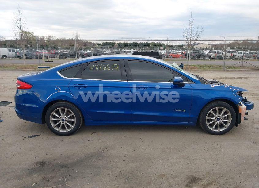 Photo 14 of 2017 Ford Fusion HYBRID SE (VIN 3FA6P0LU4HR244868)