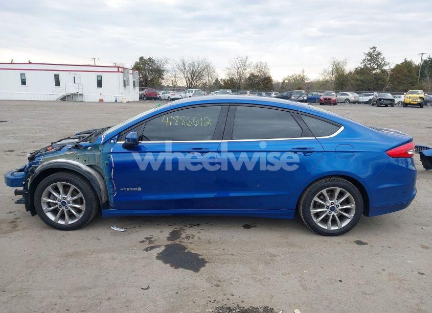 Photo 15 of 2017 Ford Fusion HYBRID SE (VIN 3FA6P0LU4HR244868)