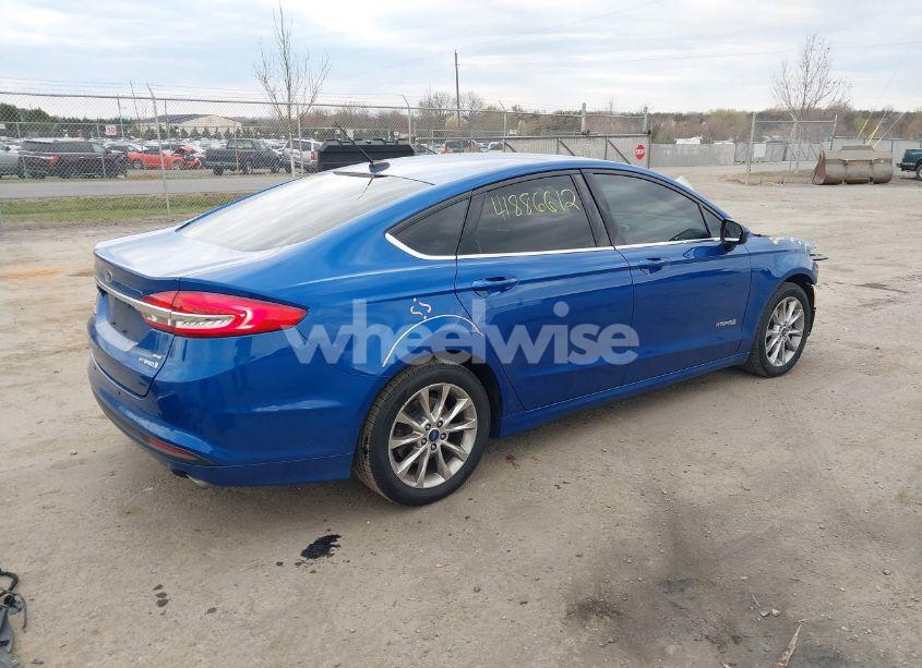 Photo 4 of 2017 Ford Fusion HYBRID SE (VIN 3FA6P0LU4HR244868)