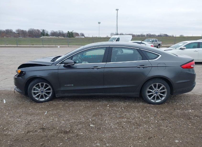 Photo 14 of 2017 Ford Fusion HYBRID SE (VIN 3FA6P0LU4HR264926)